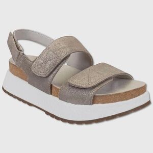 OTBT Wandering Platform Sandals -‎ NEW Womens Size 7.5 Silver Suede - #48697-CL2